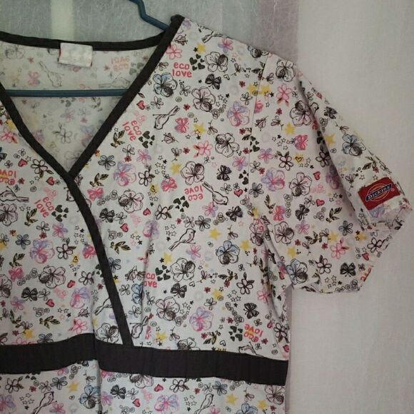 Dickies Scrub Top Flowers Bird Coquette Scrubs Medical Vet Dental Women Size UNK - Picture 5 of 9